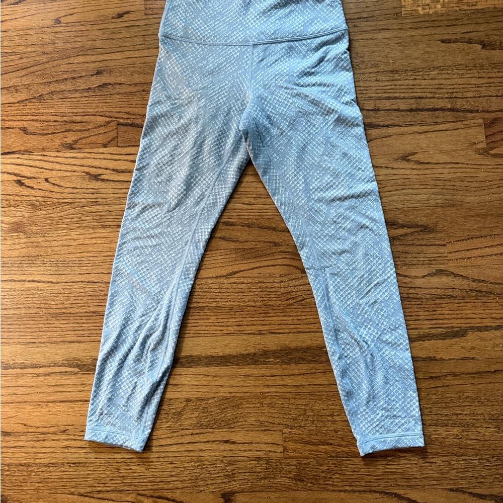 Women’s lululemon wunder under jacquard leggings 25” inseam